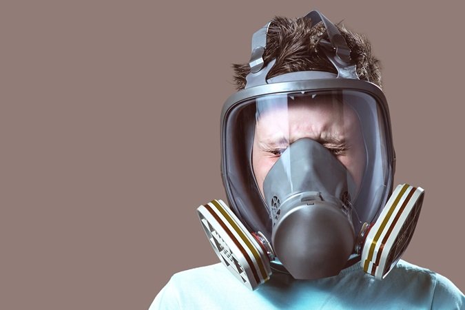 Cambiamenti significativi nel viso del lavoratore (come perdita di peso, interventi chirurgici, o crescita della barba) richiedono un nuovo fit test per garantire che il DPI continui a fornire un'adeguata protezione.