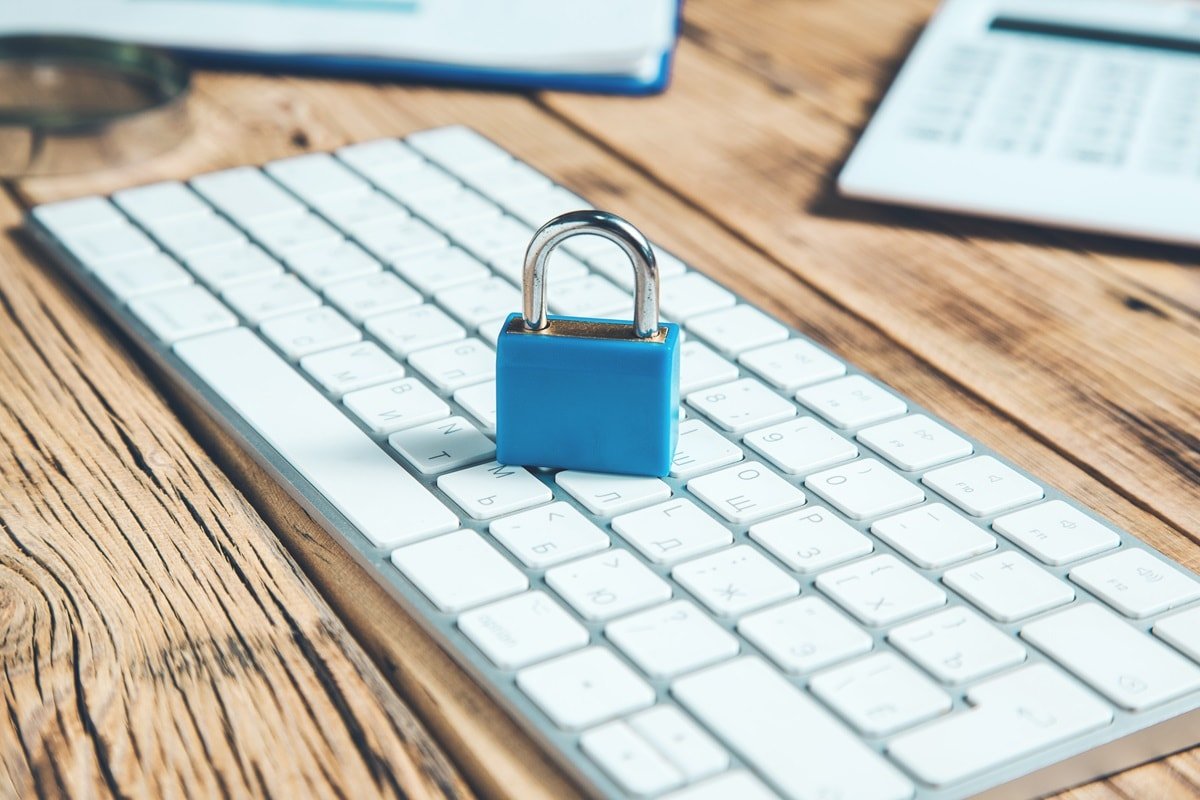 La gestione della cartella sanitaria e di rischio deve rispettare la normativa in materia di protezione dei dati personali (il cosiddetto GDPR).